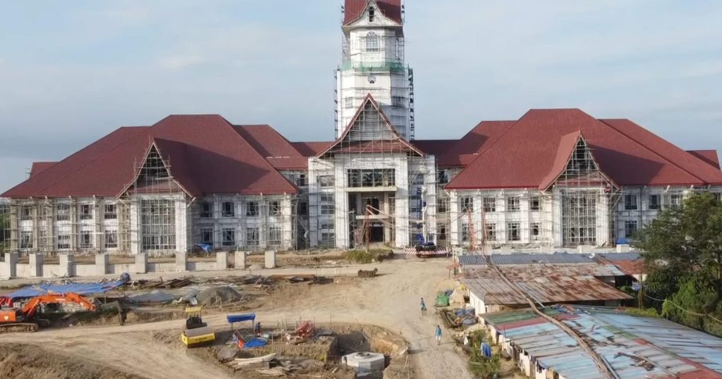new cavite provincial capitol finance building